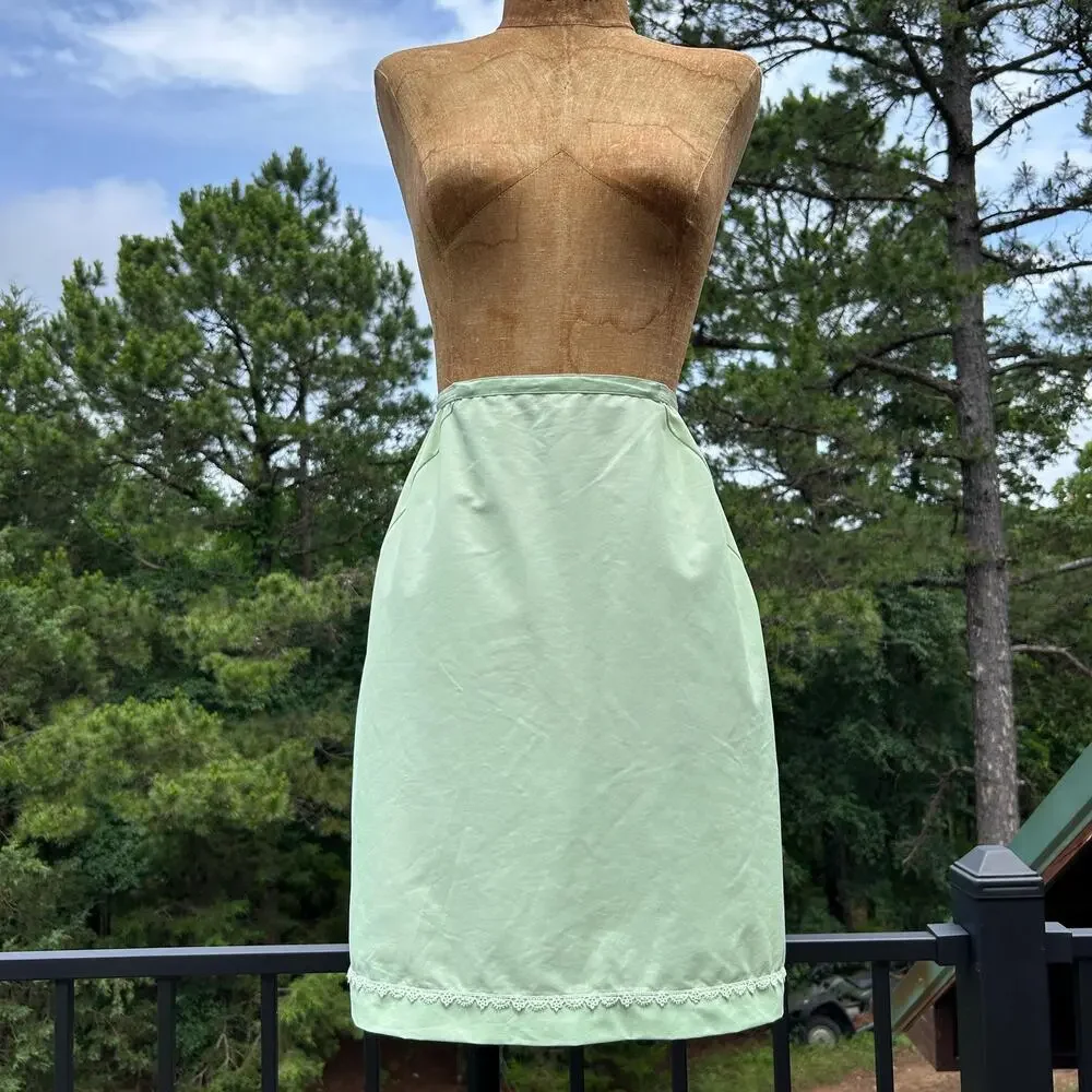 Vintage 50s/60s Pastel Mint Green Opaque Mini Skirt Slip - Picture 4 of 9
